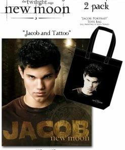 NECA Homeware The Twilight Saga: New Moon - Tote & Fleece 2-Pack Jacob Tattoo