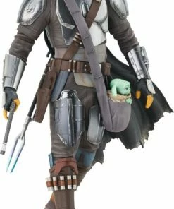 Diamond Select Toys Star Wars: The Mandalorian - Mandalorian With The Child Premier Statue