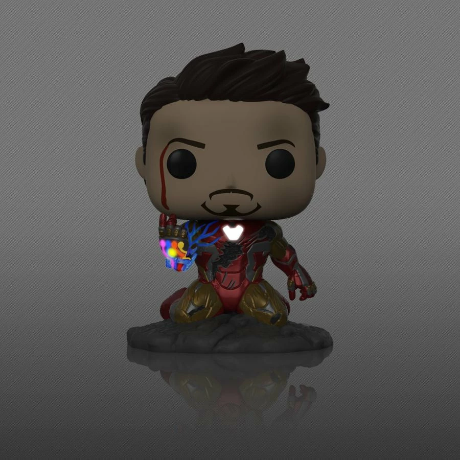 Funko POP! Vinyls Avengers 4: Endgame - I Am Iron Man Glow Pop! Deluxe 2 Funko POP! Vinyls Avengers 4: Endgame - I Am Iron Man Glow Pop! Deluxe