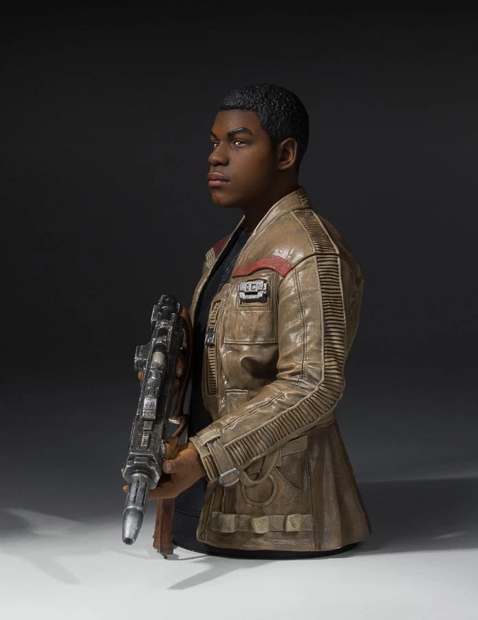 Gentle Giant Studios Star Wars - Finn Episode VII The Force Awakens Mini Bust 2 Gentle Giant Studios Star Wars - Finn Episode VII The Force Awakens Mini Bust