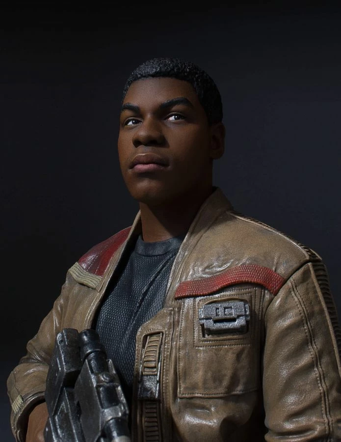 Gentle Giant Studios Star Wars - Finn Episode VII The Force Awakens Mini Bust 4 Gentle Giant Studios Star Wars - Finn Episode VII The Force Awakens Mini Bust