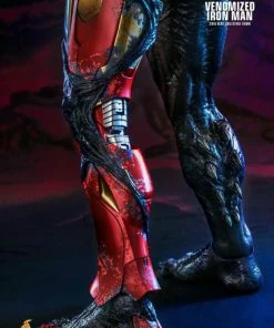Hot Toys Spider-Man Maximum Venom - Venomized Iron Man 1:6 Scale 12