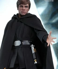Hot Toys Star Wars: The Mandalorian - Luke Skywalker 1:6 Scale 12" Action Figure