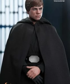 Hot Toys Star Wars: The Mandalorian - Luke Skywalker 1:6 Scale 12