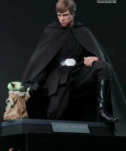 Hot Toys Star Wars: The Mandalorian - Luke Skywalker 1:6 Scale 12