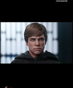 Hot Toys Star Wars: The Mandalorian - Luke Skywalker 1:6 Scale 12
