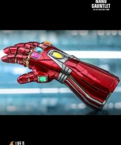 Hot Toys Avengers 4: Endgame - Nano Gauntlet Life-Size Replica