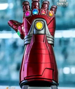 Hot Toys Avengers 4: Endgame - Nano Gauntlet Life-Size Replica