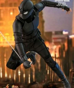 Hot Toys Spider-Man: Far From Home - Stealth Suit Deluxe 12