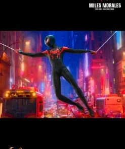 Hot Toys Spider-Man: Into The Sider-Verse - Miles Morales 1:6 Scale 12