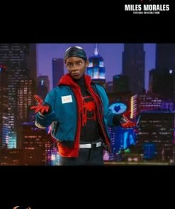 Hot Toys Spider-Man: Into The Sider-Verse - Miles Morales 1:6 Scale 12