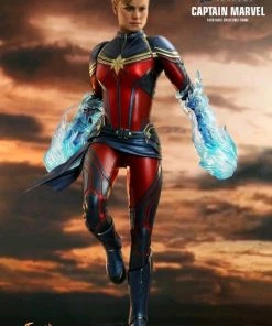 Hot Toys Avengers 4: Endgame - Captain Marvel 1:6 Scale 12