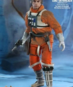 Hot Toys Star Wars - Luke Skywalker Snowspeeder Pilot 40th Anniversary 1:6 Scale 12" Action Figure