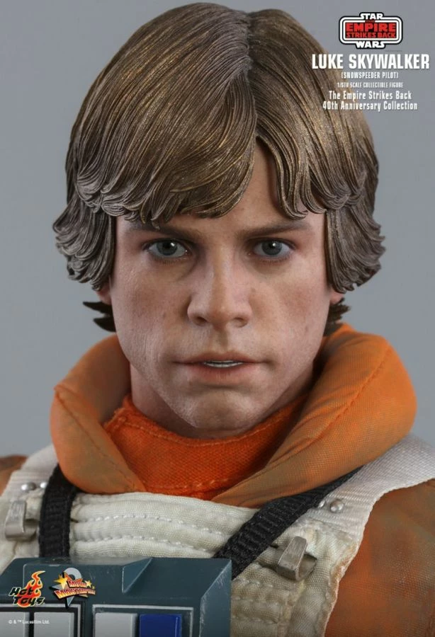 Hot Toys Star Wars - Luke Skywalker Snowspeeder Pilot 40th Anniversary 1:6 Scale 12" Action Figure 6 Hot Toys Star Wars - Luke Skywalker Snowspeeder Pilot 40th Anniversary 1:6 Scale 12" Action Figure