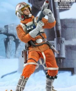 Hot Toys Star Wars - Luke Skywalker Snowspeeder Pilot 40th Anniversary 1:6 Scale 12" Action Figure 25 Hot Toys Star Wars - Luke Skywalker Snowspeeder Pilot 40th Anniversary 1:6 Scale 12