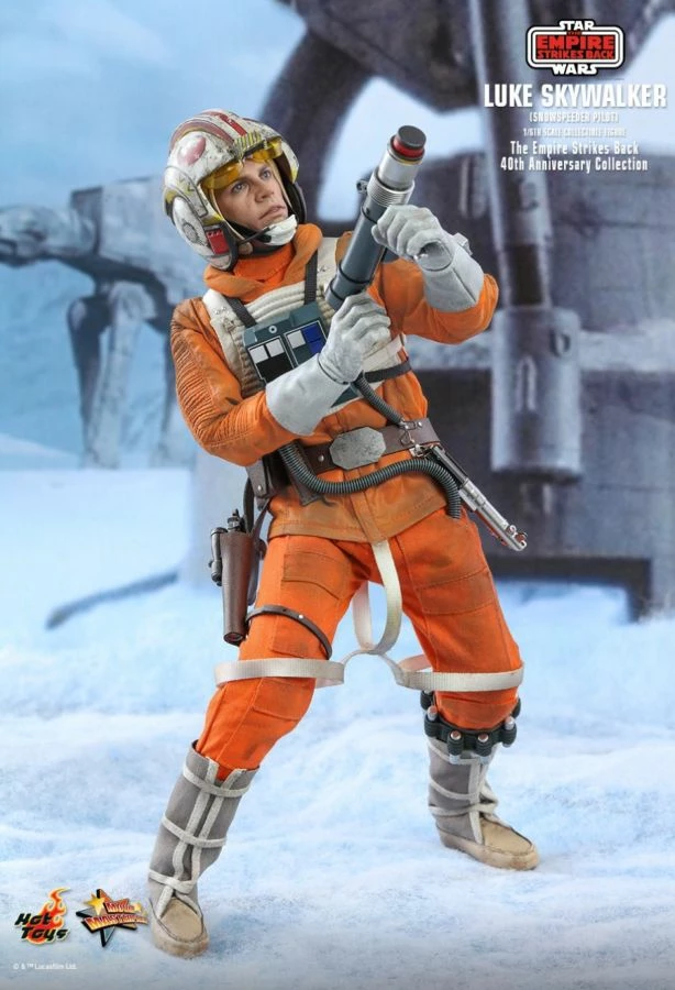 Hot Toys Star Wars - Luke Skywalker Snowspeeder Pilot 40th Anniversary 1:6 Scale 12" Action Figure 10 Hot Toys Star Wars - Luke Skywalker Snowspeeder Pilot 40th Anniversary 1:6 Scale 12" Action Figure