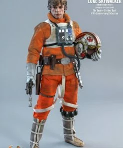 Hot Toys Star Wars - Luke Skywalker Snowspeeder Pilot 40th Anniversary 1:6 Scale 12" Action Figure 30 Hot Toys Star Wars - Luke Skywalker Snowspeeder Pilot 40th Anniversary 1:6 Scale 12