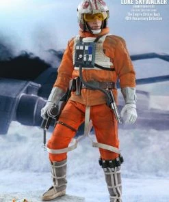 Hot Toys Star Wars - Luke Skywalker Snowspeeder Pilot 40th Anniversary 1:6 Scale 12" Action Figure 33 Hot Toys Star Wars - Luke Skywalker Snowspeeder Pilot 40th Anniversary 1:6 Scale 12