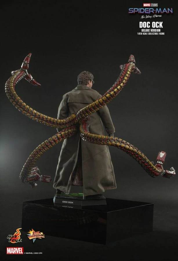 Hot Toys Spider-Man: No Way Home - Doc Ock Deluxe 1:6 Scale Action Figure 2 Hot Toys Spider-Man: No Way Home - Doc Ock Deluxe 1:6 Scale Action Figure