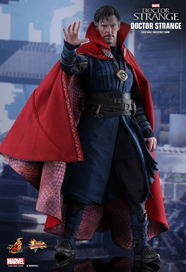 Hot Toys Doctor Strange 2: Multiverse Of Madness - Doctor Strange 1:6 Scale 12" Action Figure 3 Hot Toys Doctor Strange 2: Multiverse Of Madness - Doctor Strange 1:6 Scale 12" Action Figure