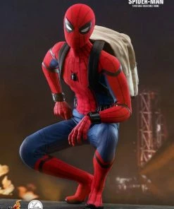 Hot Toys Spider-Man: Homecoming - Spider-Man 1:4 Scale Action Figure