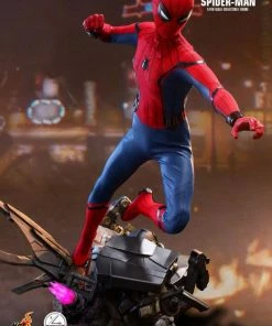 Hot Toys Spider-Man: Homecoming - Spider-Man 1:4 Scale Action Figure