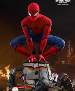 Hot Toys Spider-Man: Homecoming - Spider-Man Deluxe 1:4 Scale Action Figure