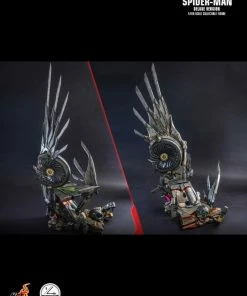 Hot Toys Spider-Man: Homecoming - Spider-Man Deluxe 1:4 Scale Action Figure