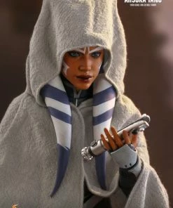 Hot Toys Star Wars: The Clone Wars - Ahsoka Tano 1:6 Scale 12