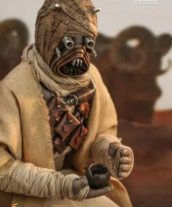 Hot Toys Star Wars: The Mandalorian - Tusken Raider 1:6 Scale 12" Action Figure 25 Hot Toys Star Wars: The Mandalorian - Tusken Raider 1:6 Scale 12