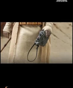 Hot Toys Star Wars: The Mandalorian - Tusken Raider 1:6 Scale 12" Action Figure 37 Hot Toys Star Wars: The Mandalorian - Tusken Raider 1:6 Scale 12