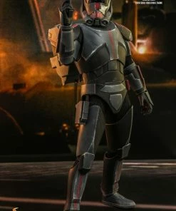 Hot Toys Star Wars: The Bad Batch - Hunter 1:6 Scale 12