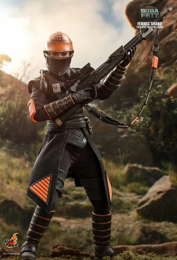Hot Toys Star Wars: The Book Of Boba Fett - Fennec Shand 1:6 Scale 12" Action Figure 3 Hot Toys Star Wars: The Book Of Boba Fett - Fennec Shand 1:6 Scale 12" Action Figure
