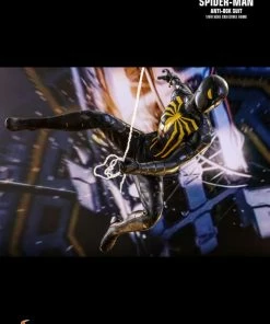 Hot Toys Spider-Man (Video Game 2018) - Anti-Ock Suit 1:6 Scale 12" Action Figure 11 Hot Toys Spider-Man (Video Game 2018) - Anti-Ock Suit 1:6 Scale 12