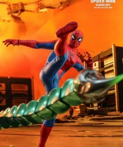 Hot Toys Spider-Man (Video Game 2018) - Spider-Man Classic Suit 1:6 Scale 12