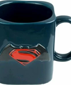 Ikon Collectables Batman V Superman: Dawn Of Justice - Batman V Superman 3D Logo Mug
