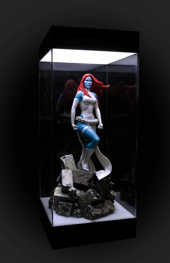 Ikon Collectibles Homeware Light-Up Acrylic Display Case 204 X 204 X 400mm 5 Ikon Collectibles Homeware Light-Up Acrylic Display Case 204 X 204 X 400mm