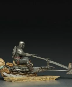 Iron Studios Star Wars: The Mandalorian - Mandalorian On Speederbike Deluxe 1:10 Scale Statue