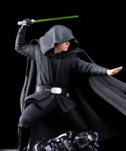 Iron Studios Star Wars: The Mandalorian - Luke Skywalker Combat Version 1:10 Scale Statue
