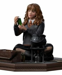 Iron Studios Harry Potter - Hermione Polyjuice 1:10 Scale Statue