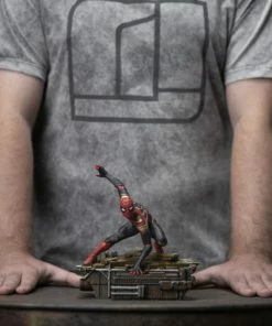 Iron Studios Spider-Man: No Way Home - Peter Parker #1 1:10 Scale Statue