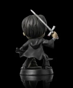 Iron Studios Harry Potter - Harry Potter With Sword Of Gryffindor Minico Vinyl Figure