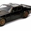 Jada Toys Smokey & The Bandit - 1977 Pontiac Firebird 1:24 Hollywood Ride Diecast Cars