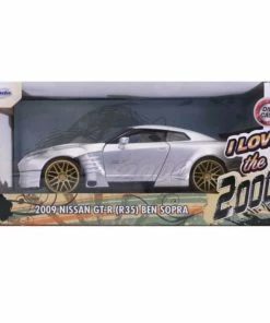 Jada Toys I Love The - 2000's 2009 Nissan GT R35 1:24 Scale Diecast Cars