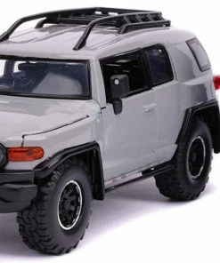 Jada Toys Just Trucks - Toyota FJ Cruiser 1:24 Scale