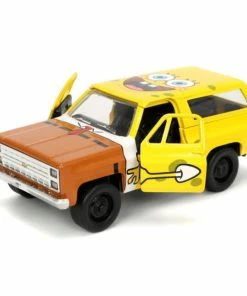 Jada Toys SpongeBob SquarePants - 1980 Chevy K5 Blazer With SpongeBob 1:32 Scale Hollywood Ride