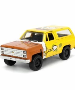 Jada Toys SpongeBob SquarePants - 1980 Chevy K5 Blazer With SpongeBob 1:32 Scale Hollywood Ride 18 Jada Toys SpongeBob SquarePants - 1980 Chevy K5 Blazer With SpongeBob 1:32 Scale Hollywood Ride