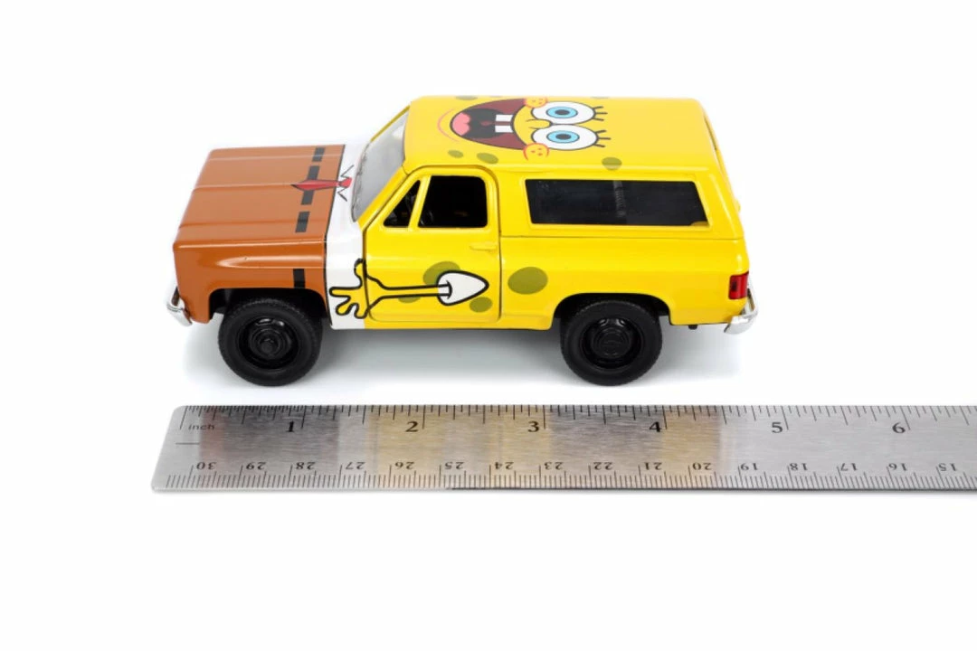 Jada Toys SpongeBob SquarePants - 1980 Chevy K5 Blazer With SpongeBob 1:32 Scale Hollywood Ride 8 Jada Toys SpongeBob SquarePants - 1980 Chevy K5 Blazer With SpongeBob 1:32 Scale Hollywood Ride