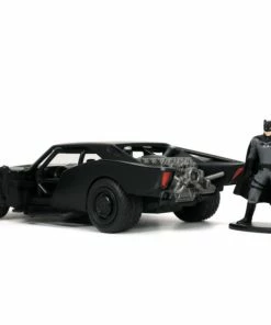 Jada Toys The Batman - Batmobile With Batman 1:32 Scale Hollywood Ride Diecast Cars