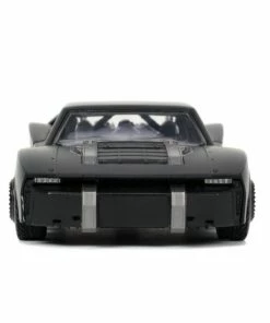 Jada Toys The Batman - Batmobile With Batman 1:32 Scale Hollywood Ride Diecast Cars
